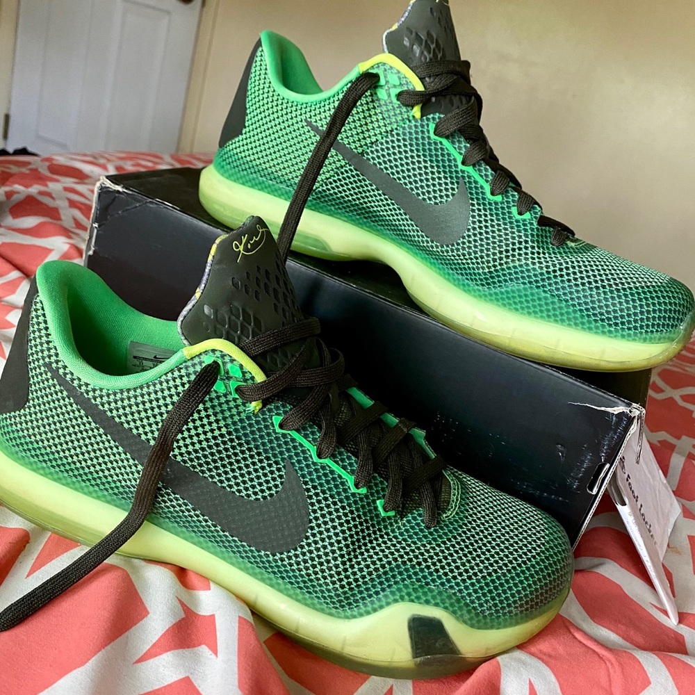 Nike Kobe X poison green